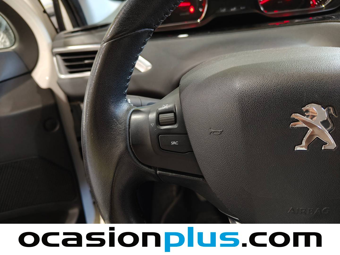 Peugeot 208 Peugeot 208 1.2L PureTech Style (82 CV) de segunda mano