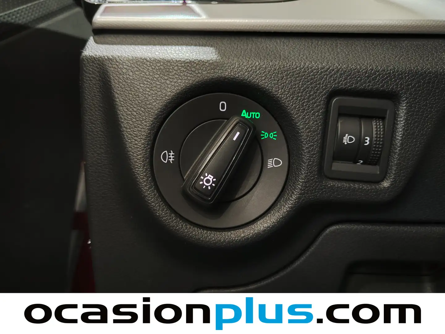 Foto Skoda Kamiq Skoda Kamiq 1.0 TSI Emotion (110 CV)