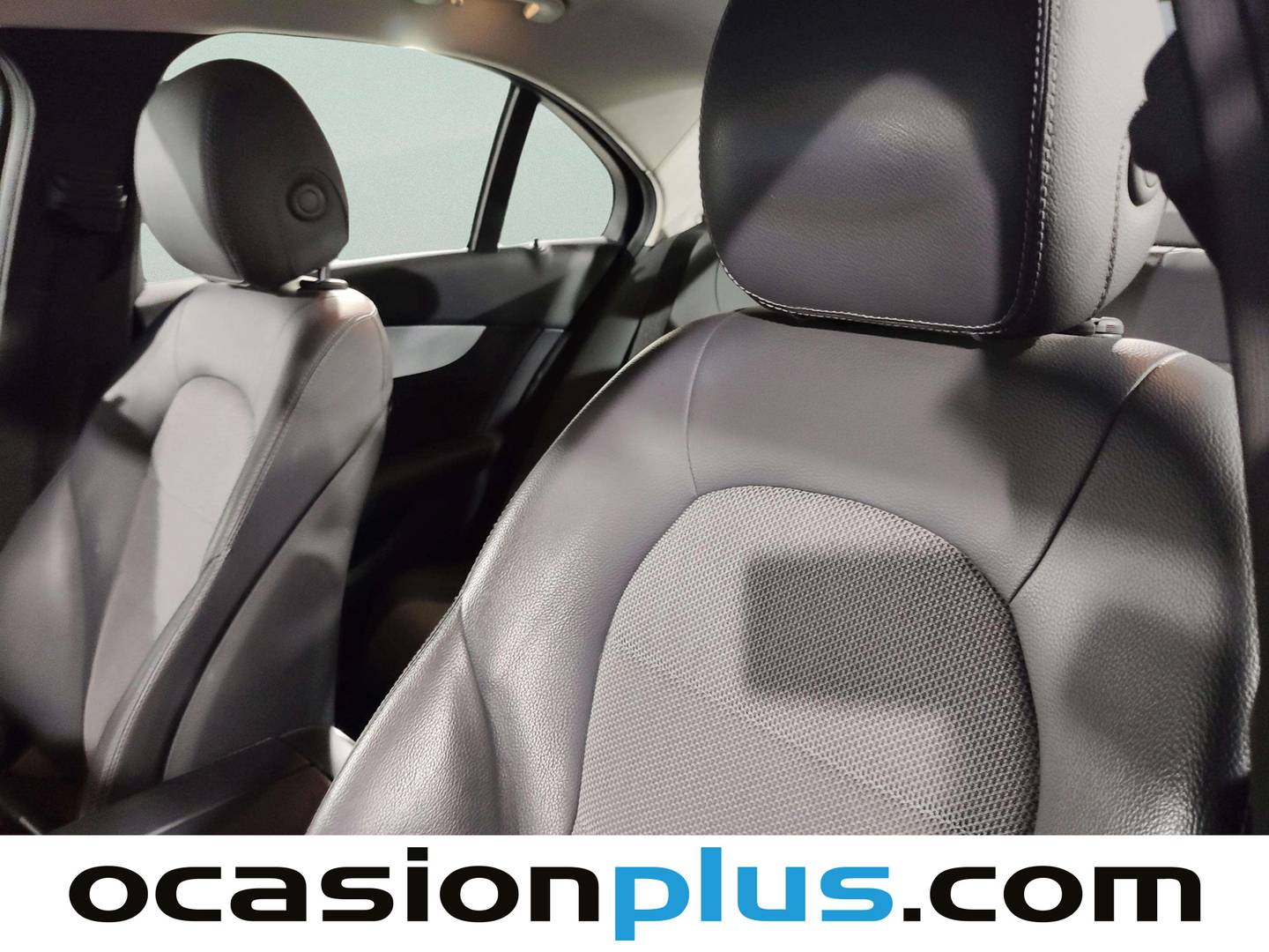 Equipamiento del Mercedes Clase C Mercedes Clase C 220 d (194 CV) Pack AMG