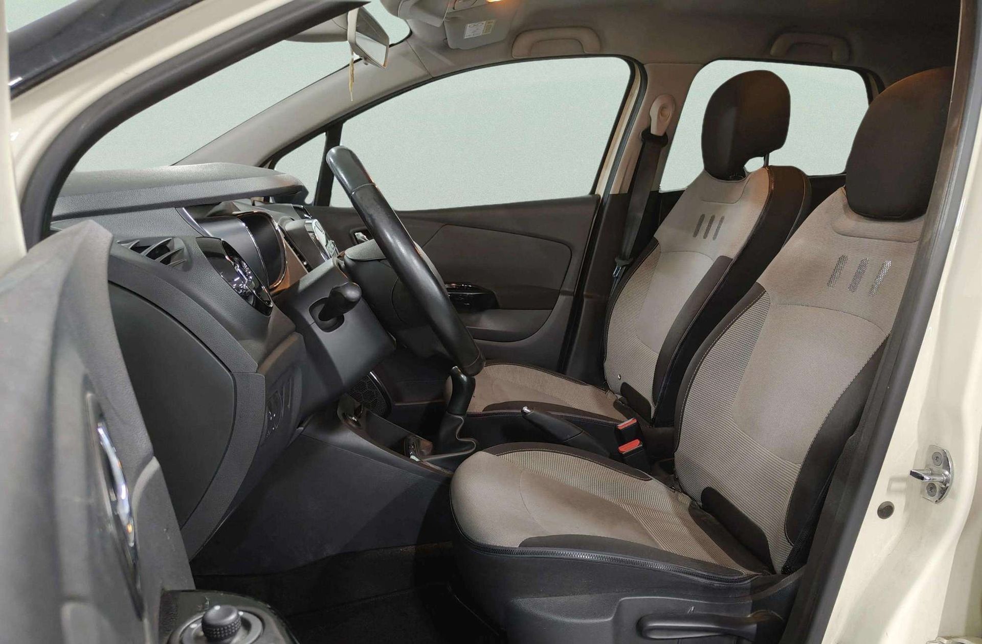 Renault Captur Zen Energy dCi Ecoleader - foto 10