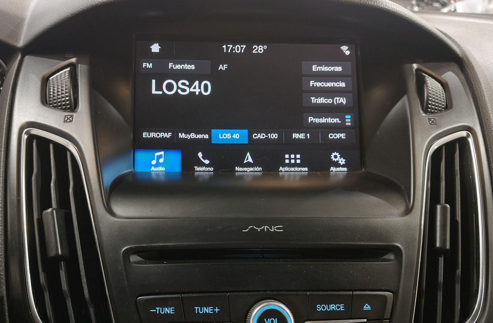 Ford Focus 1.0 EcoBoost ST-Line - foto 28