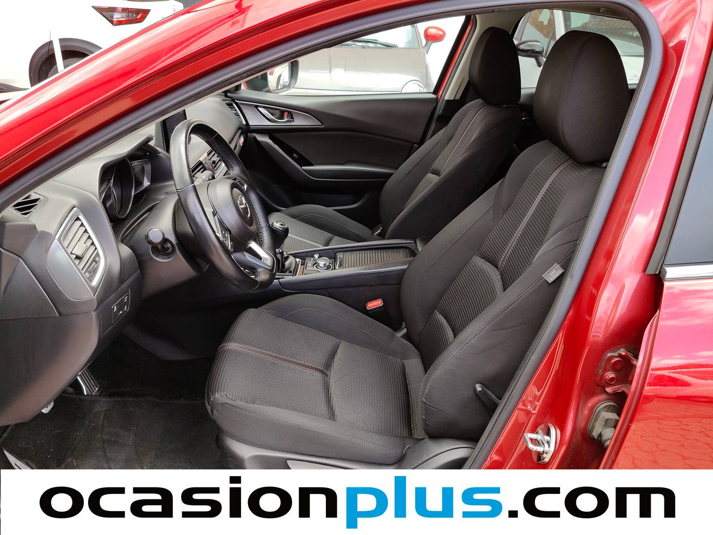 Foto asientos delanteros Mazda Mazda3 Mazda Mazda 3 2.0 GE Black Tech Edition MT (120 CV)