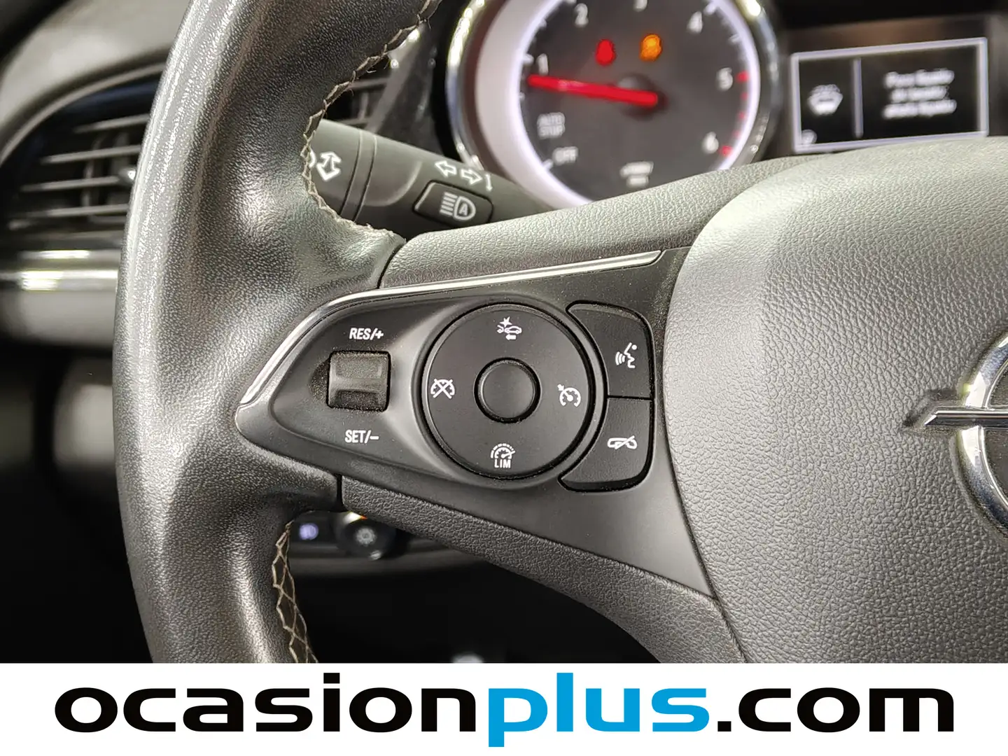 Foto Opel Insignia Opel Insignia Sports Tourer 1.5 D DVH Business Edition AT8 (122 CV)