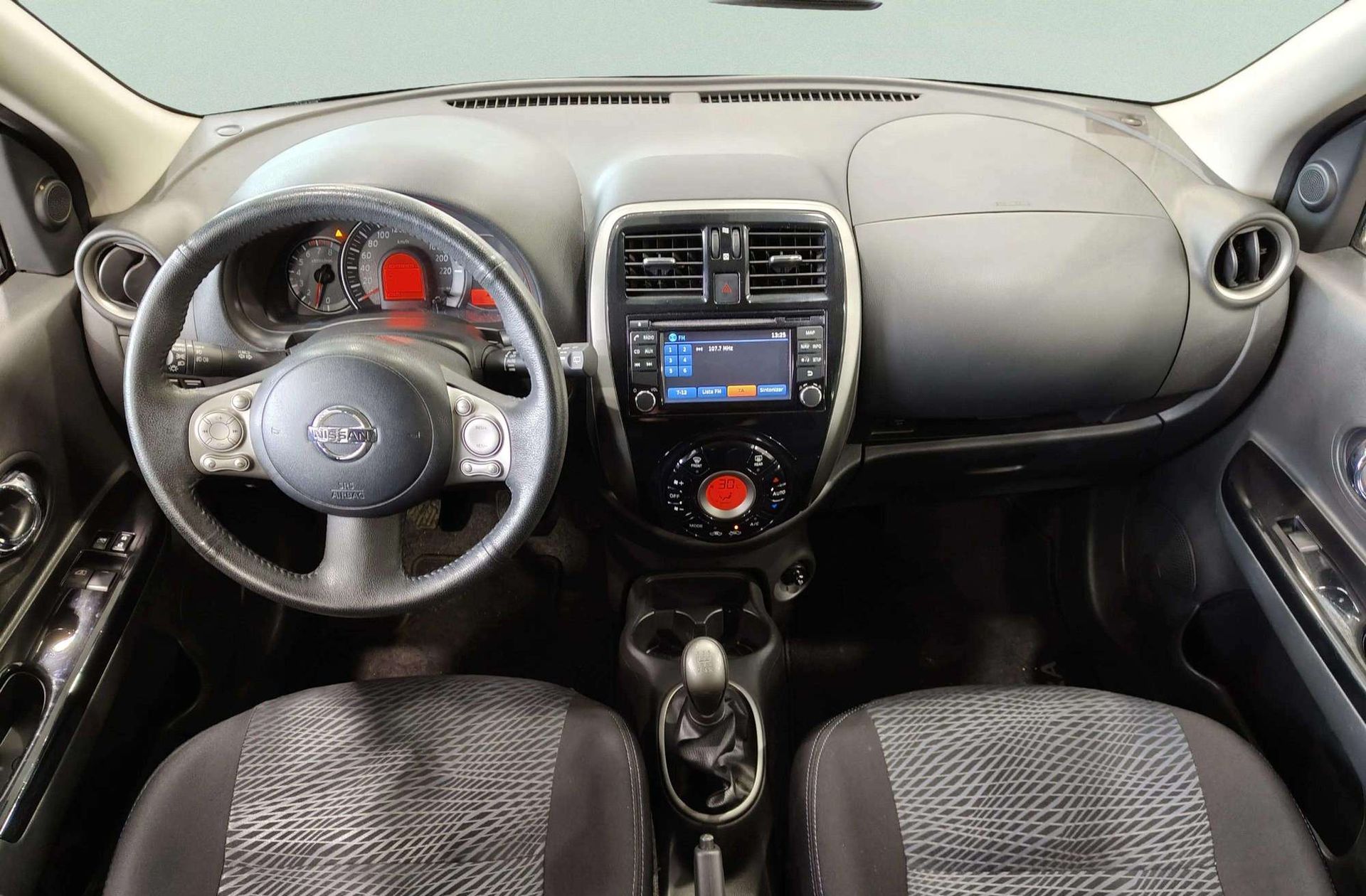 Nissan Micra 1.2G N-TEC - foto 6