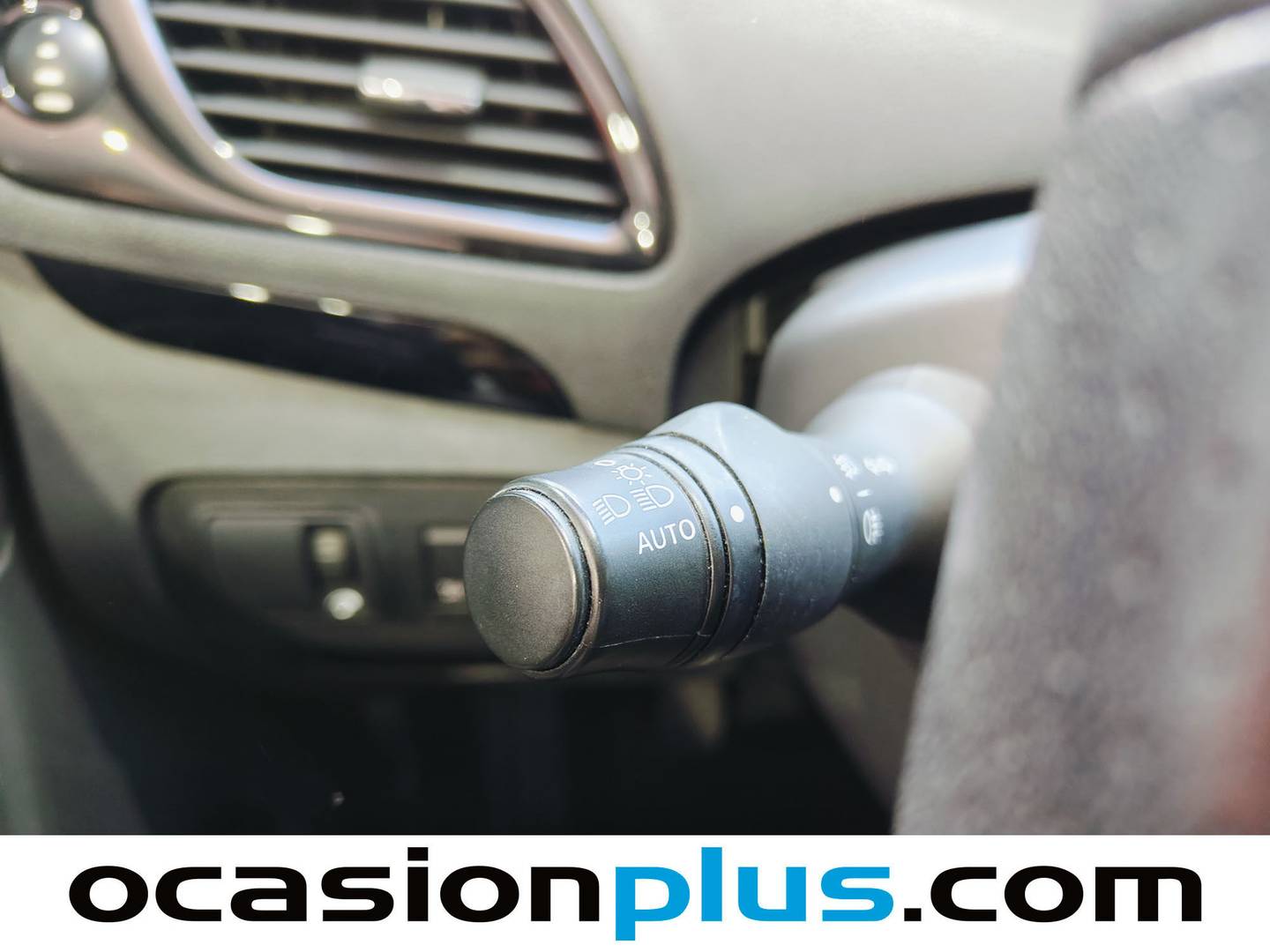Renault Scénic Renault Scenic dCi 130 Bose Energy (130 CV) de segunda mano
