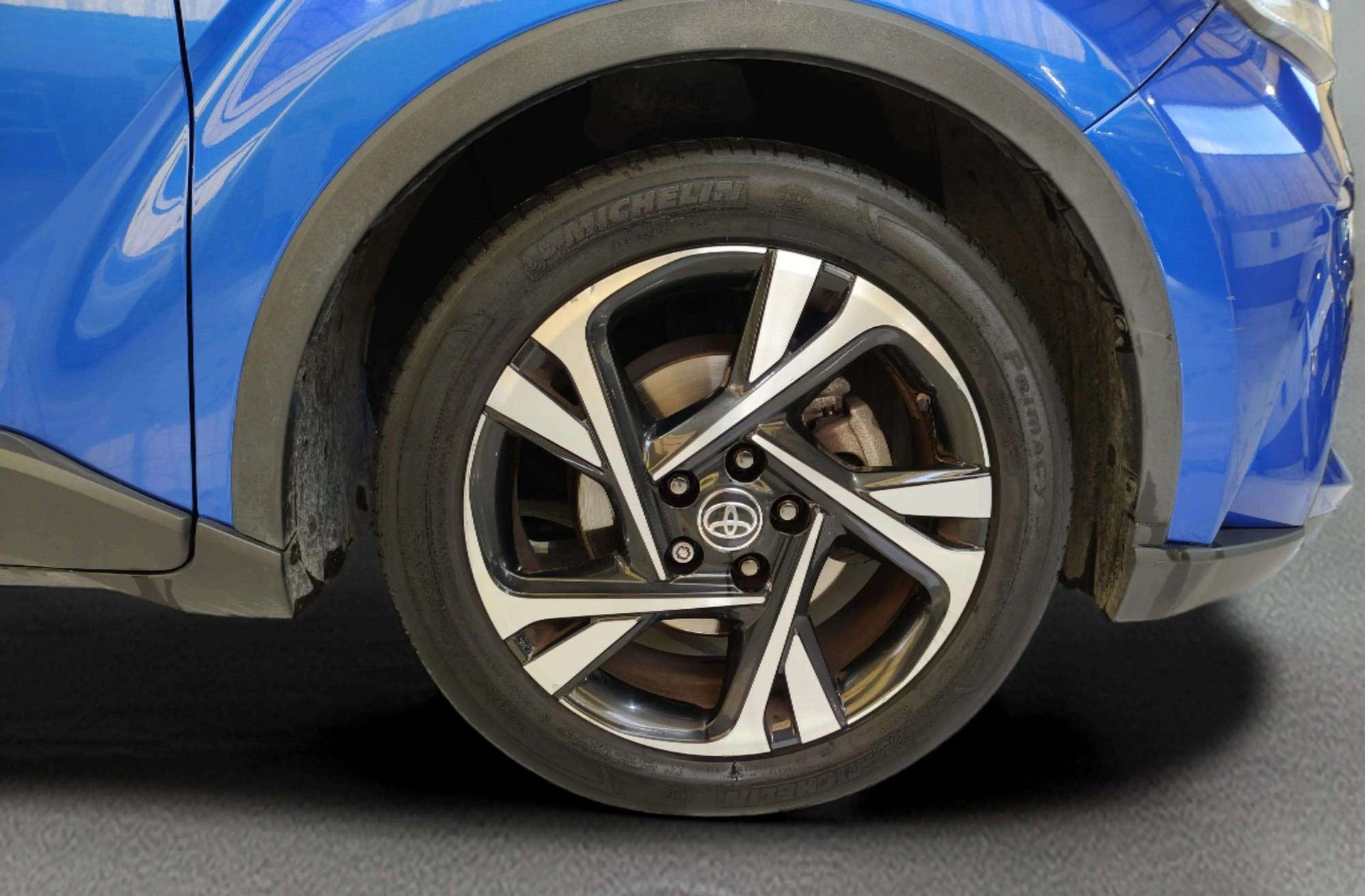 Toyota C-HR 1.8 125H Advance - foto 34