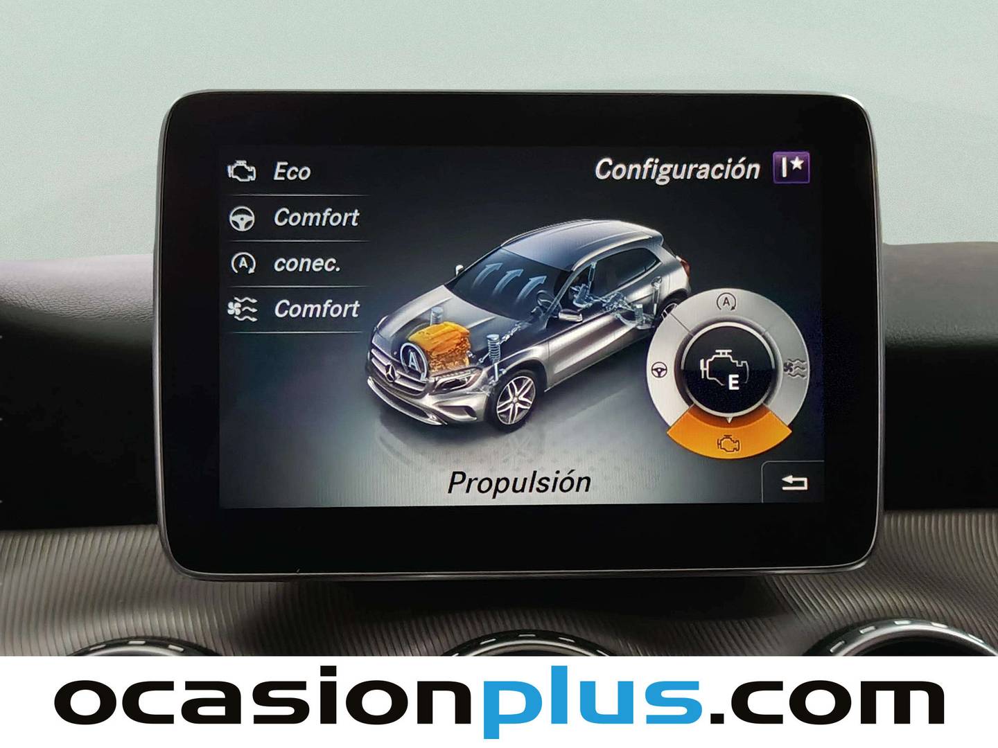 Foto Mercedes GLA Mercedes-Benz GLA GLA 200 d Urban (136 CV)