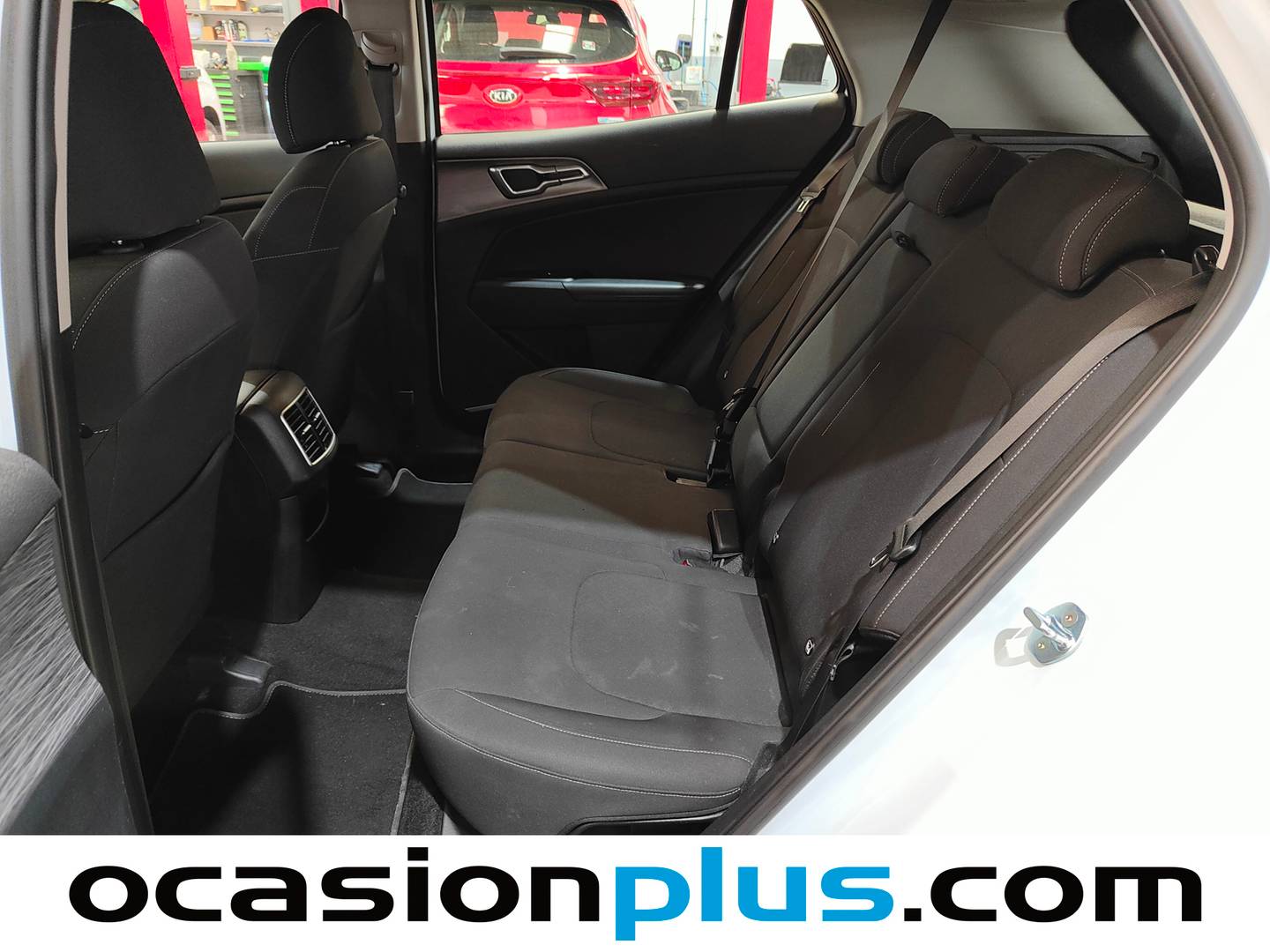 Foto KIA Sportage Kia Sportage 1.6 CRDi MHEV Business 4x2 (136 CV)