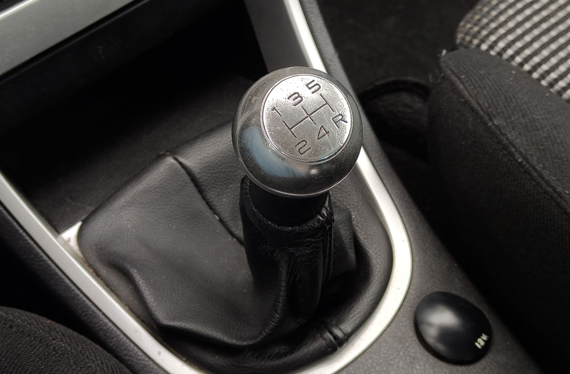 Peugeot 307 CC CC 2.0 16v Cabrio - foto 6
