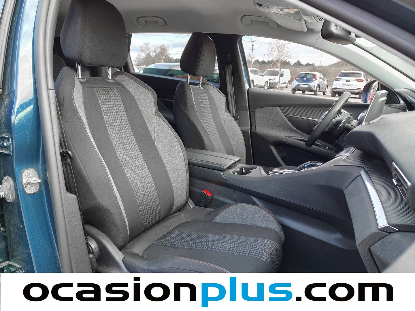 Foto Peugeot 5008 Peugeot 5008 BlueHDI 130 S&S Active Pack EAT8 (130 CV)