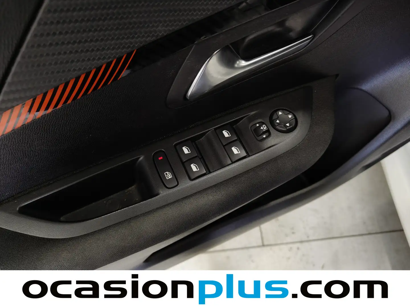 Foto Peugeot 208 Peugeot 208 PureTech 100 Active Pack (100 CV)