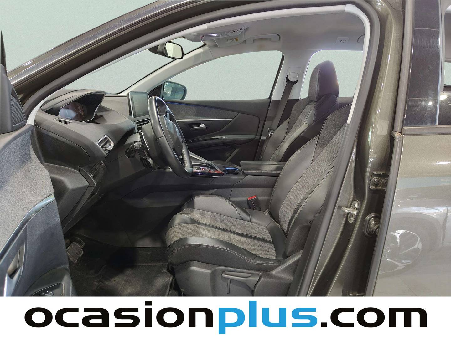 Foto asientos delanteros Peugeot 3008 Peugeot 3008 BlueHDI 130 S&S Allure EAT8 (130 CV)