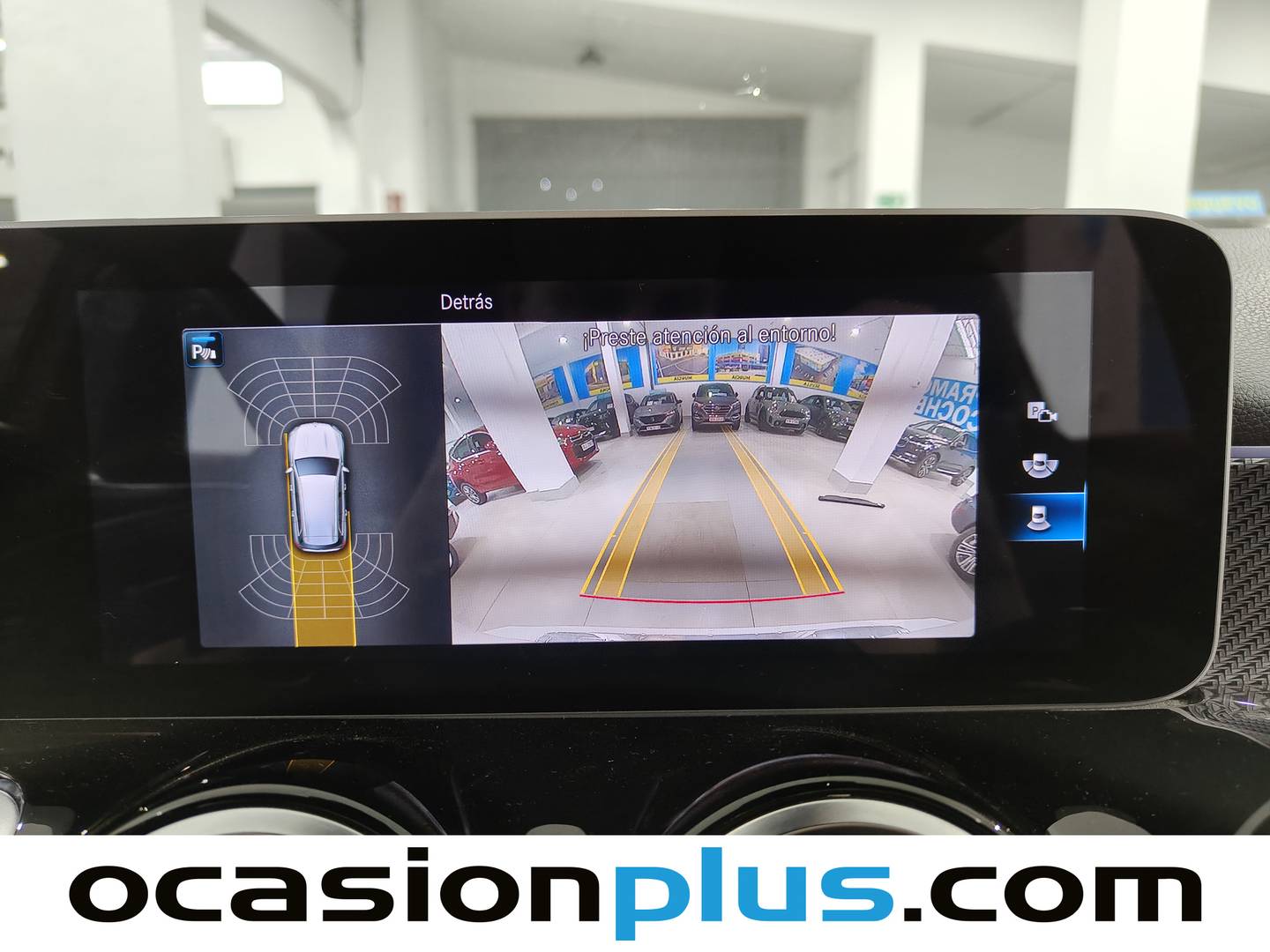 Foto Mercedes GLB Mercedes-Benz GLB 200 d (150 CV) Pack AMG 7 Plazas