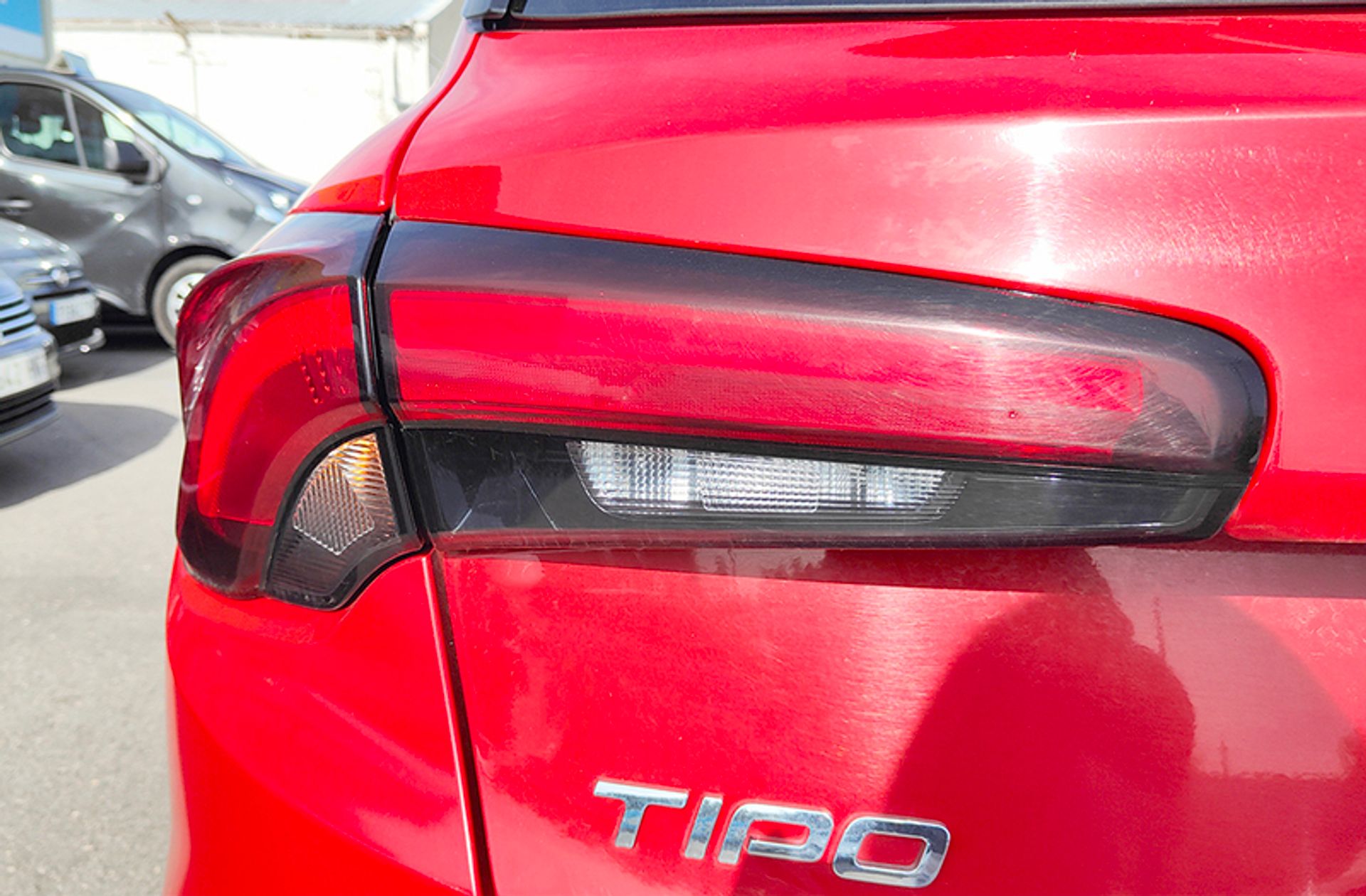 Fiat Tipo 1.5 Hybrid Red DCT - foto 14