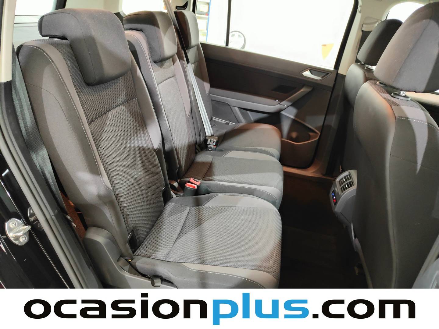 Foto Volkswagen Touran Volkswagen Touran Business 2.0 TDI (122 CV)