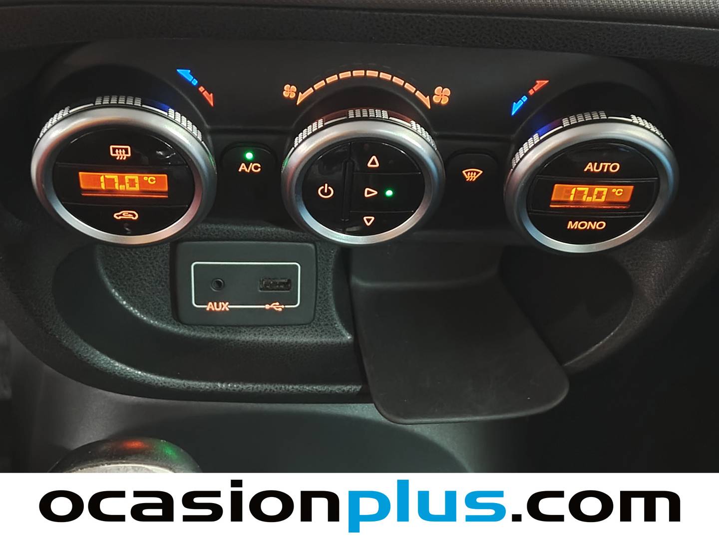 Equipamiento del Fiat 500L Fiat 500L 1.6 16v Multijet II S&S Living Lounge (120 CV) 7 Plazas