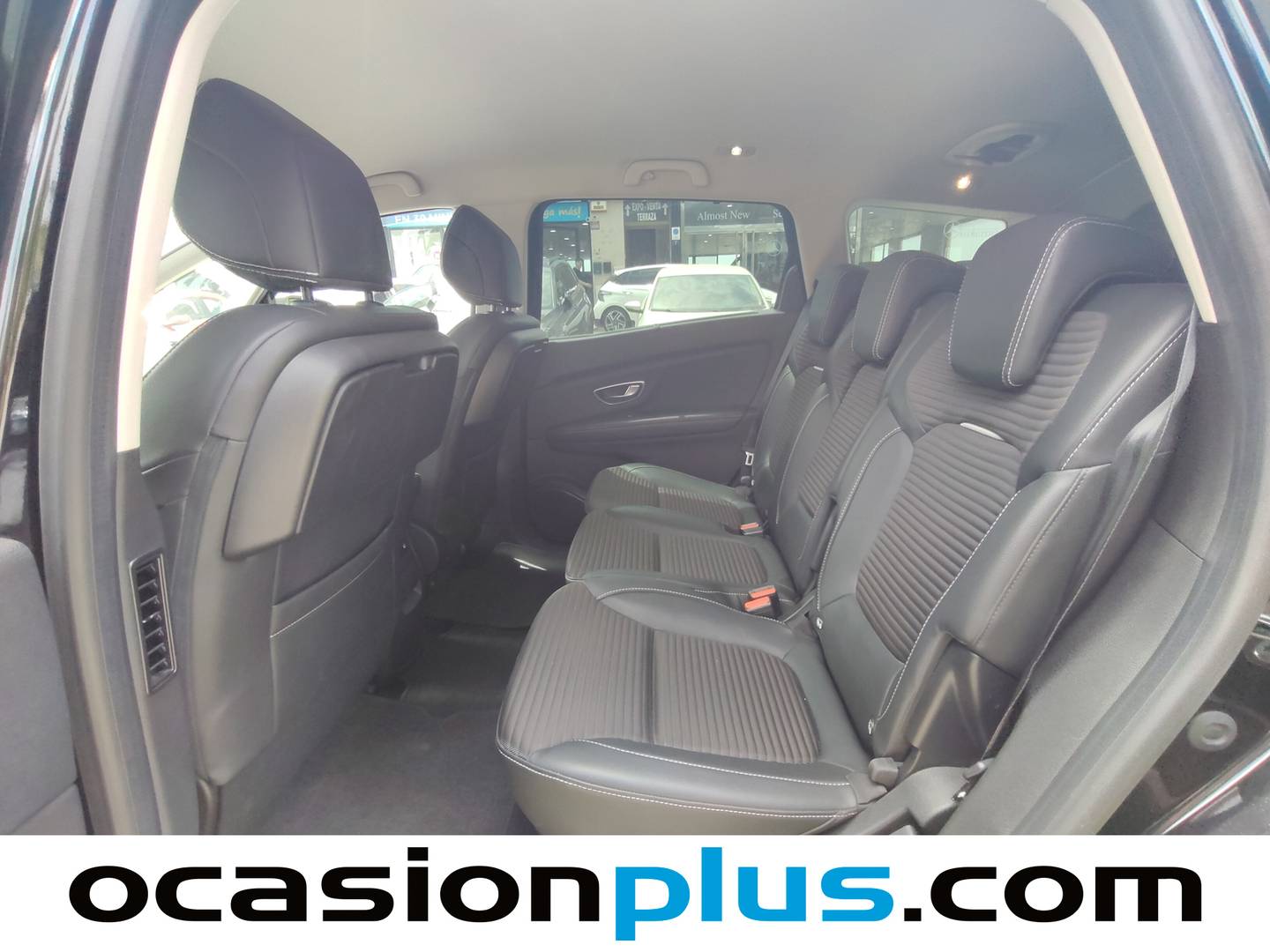 Foto asientos traseros Renault Grand Scénic Renault Grand Scenic Zen Energy TCe (140 CV) 7 Plazas