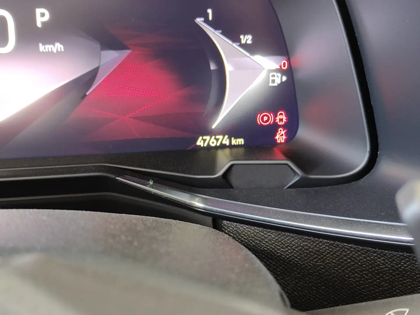 Foto DS DS 7 DS DS7 Crossback BlueHDi 130 Performance Line Auto (130 CV)