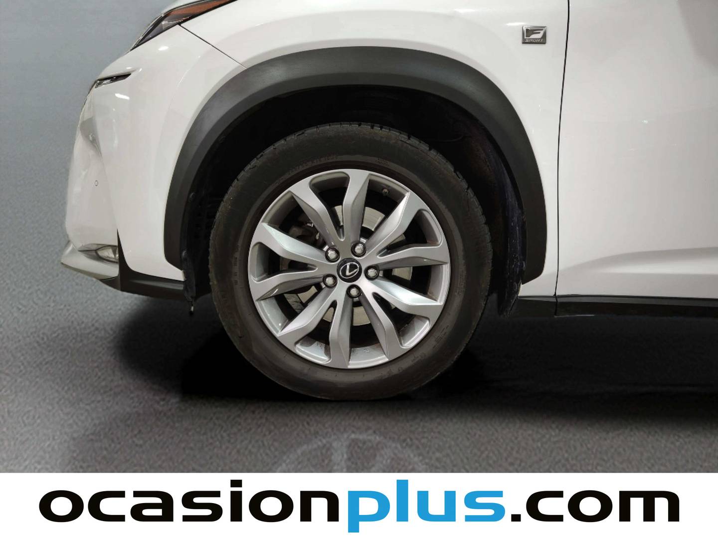 Lexus NX Lexus NX 300h F Sport 4WD + Navibox (197 CV) km 0