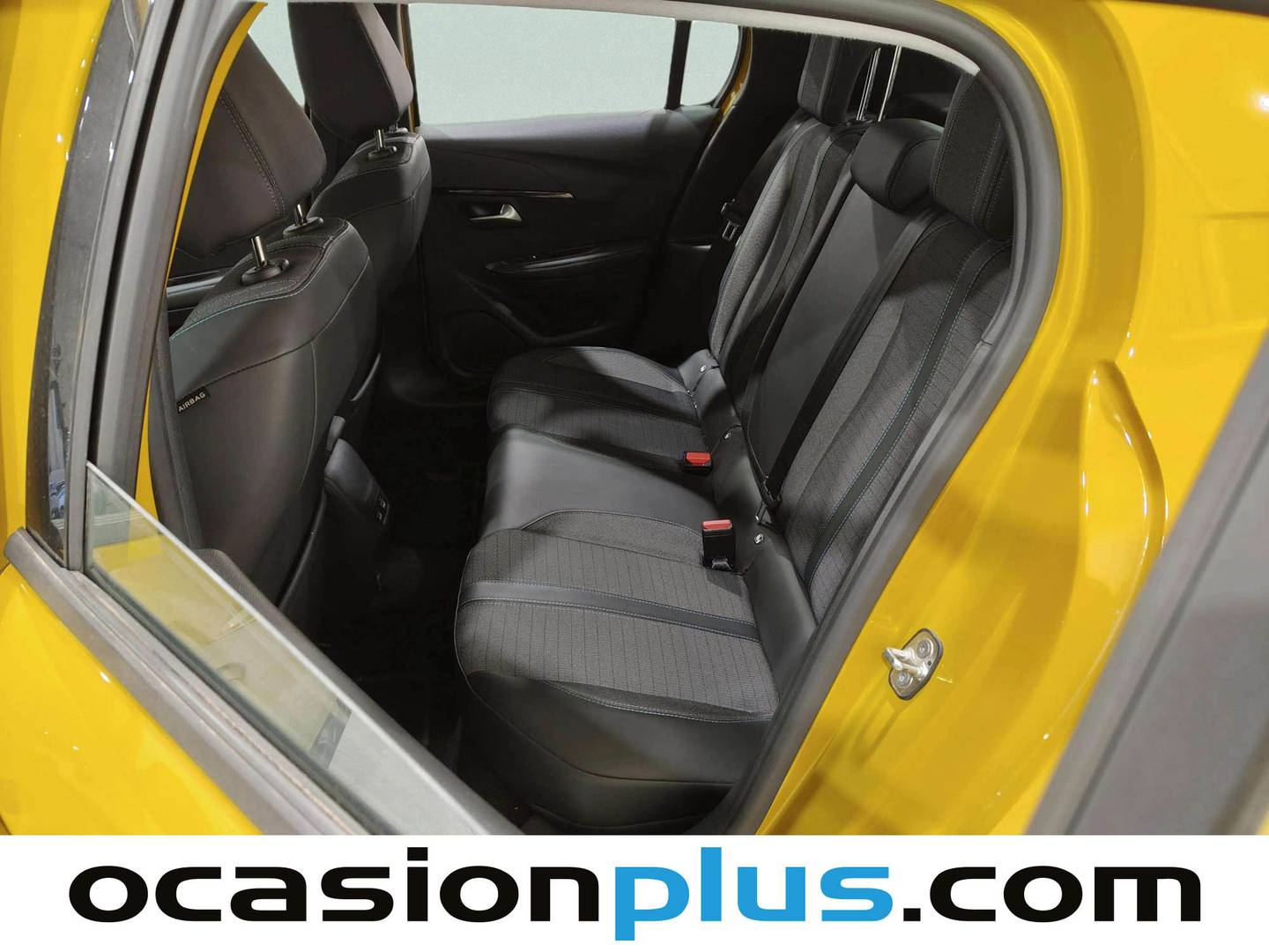 Foto asientos traseros Peugeot 208 Peugeot 208 PureTech 100 Allure (100 CV)