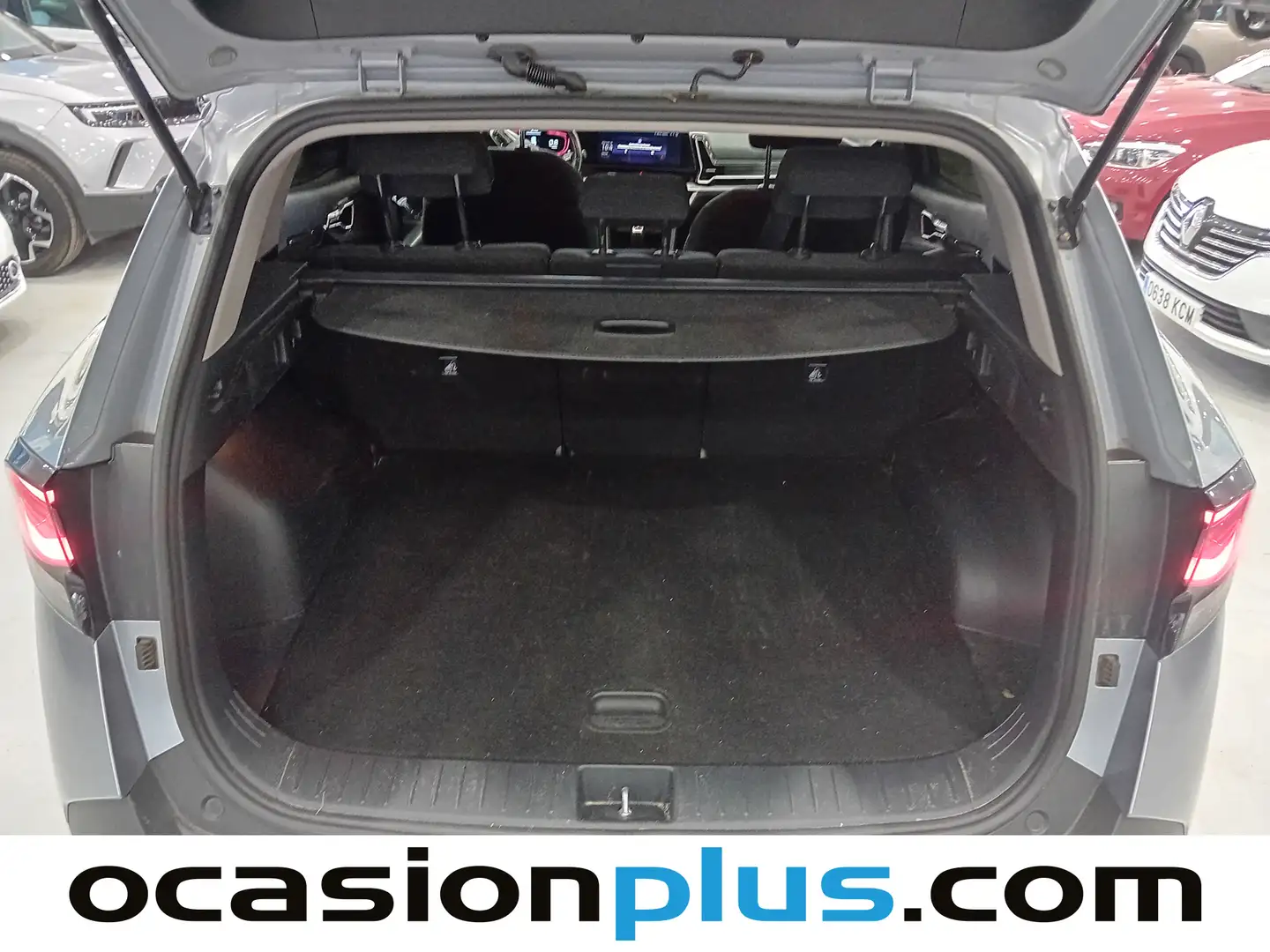 Foto KIA Sportage Kia Sportage 1.6 CRDi MHEV Business 4x2 (136 CV)