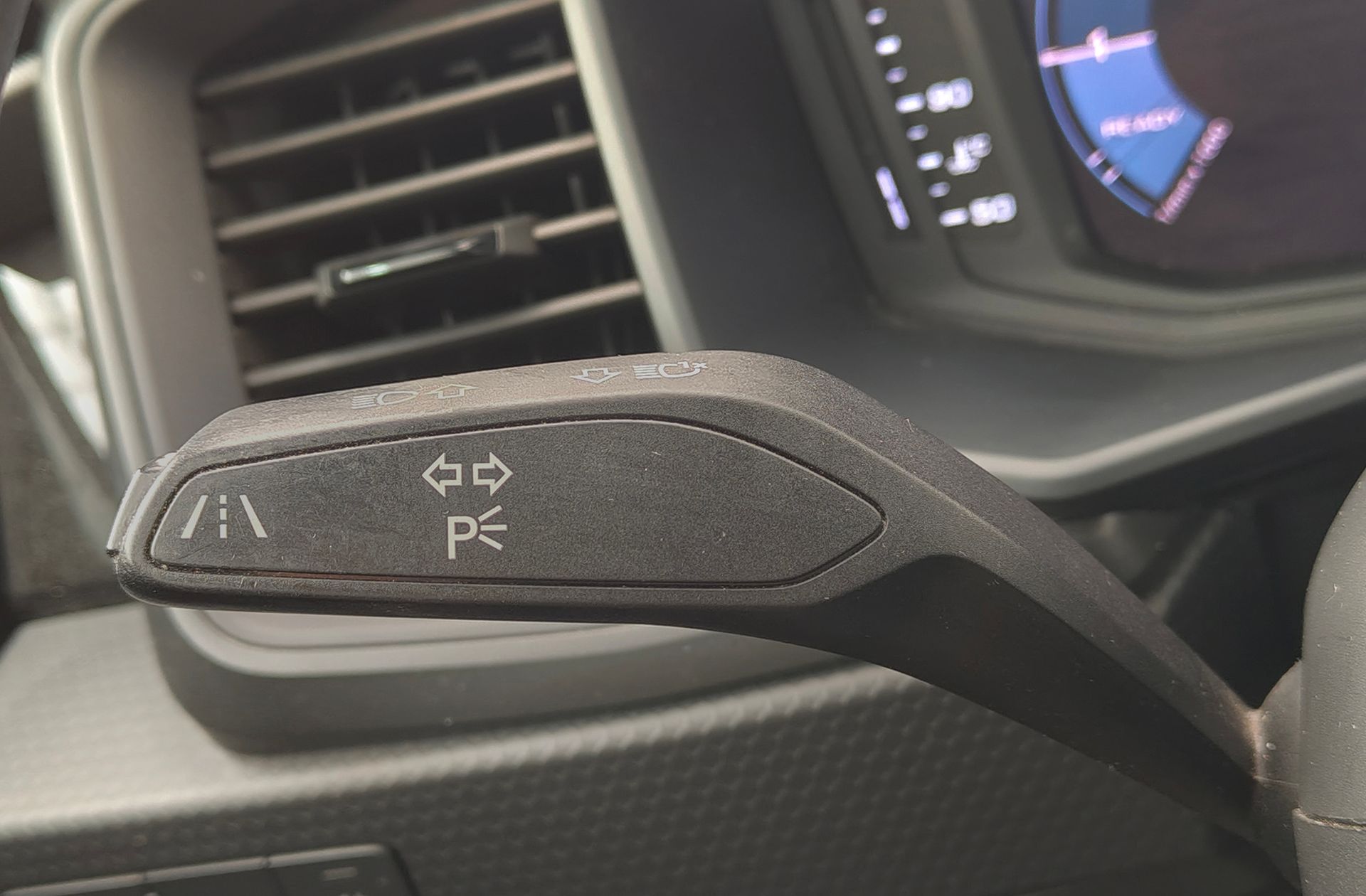 Audi A1 Sportback Advanced 25 TFSI - foto 24