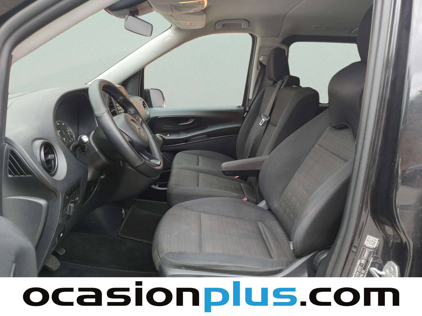 Foto asientos delanteros Mercedes Vito Mercedes Vito 114 CDI Tourer Pro Larga (136 CV) 9 Plazas