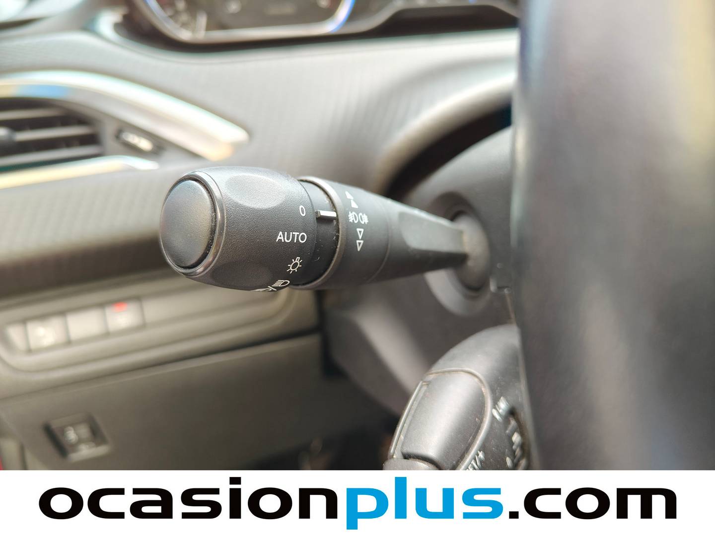 Peugeot 2008 Peugeot 2008 BlueHDi 100 S&S Allure (100 CV) de segunda mano