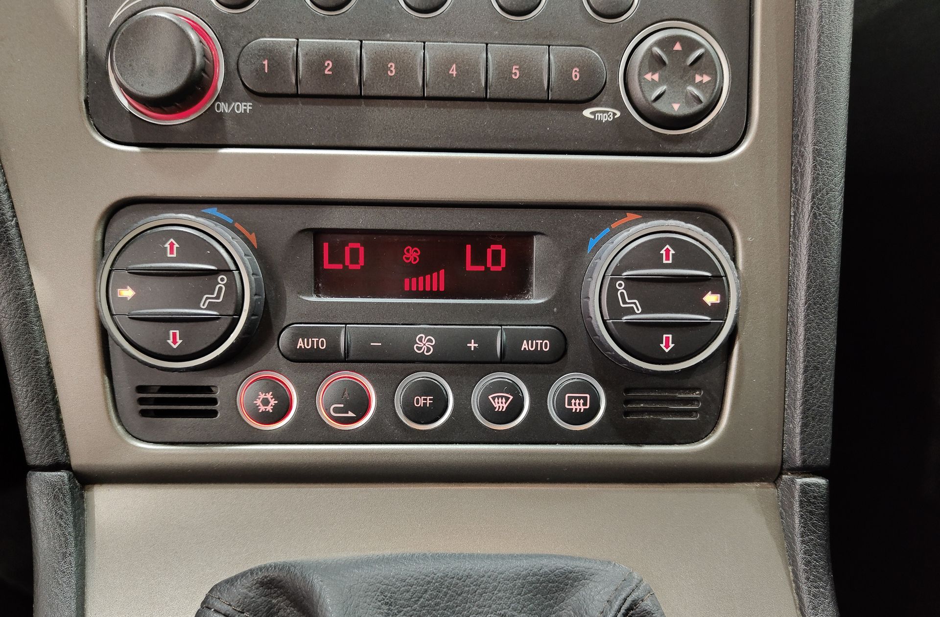 Alfa Romeo 159 1.9 JTD Distinctive - foto 24