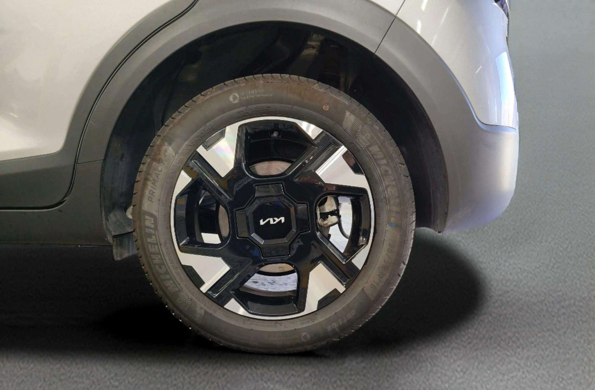 Kia Stonic 1.0 T-GDi MHEV Concept - foto 32