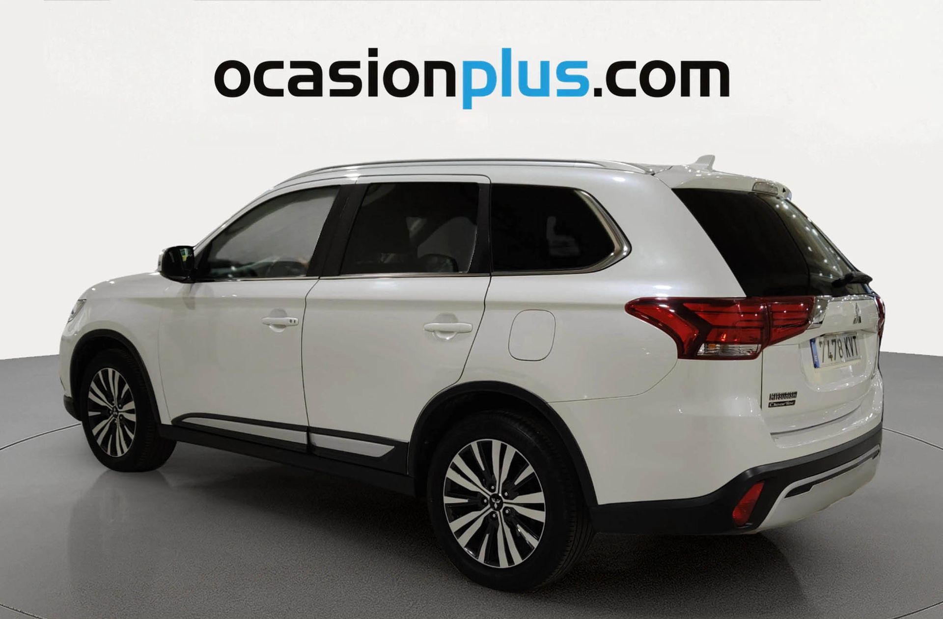 Mitsubishi Outlander 200 MPI Motion 2WD CVT 7 plazas - foto 3