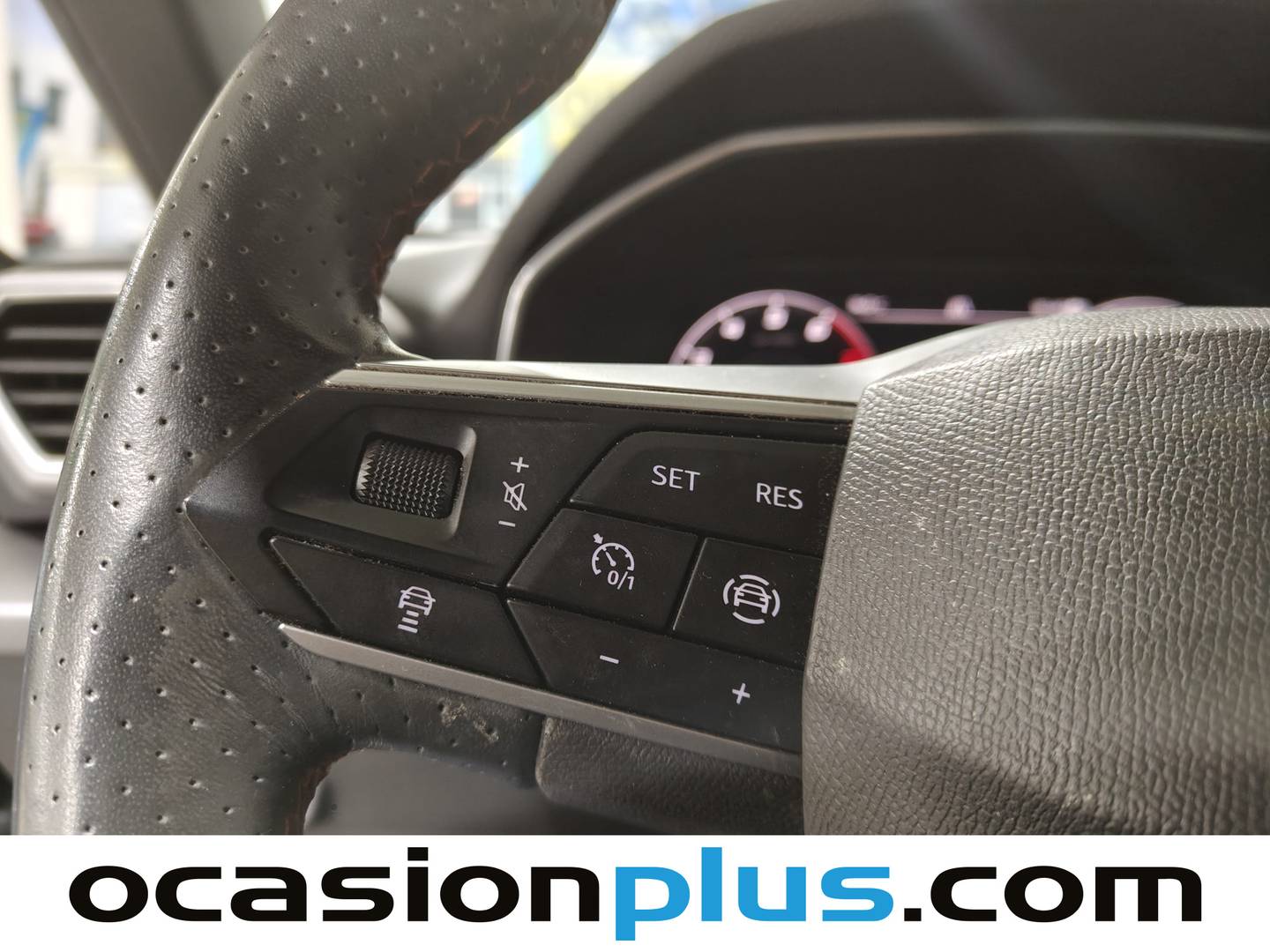 Seat León SEAT León 1.5 TSI S&S FR Launch Pack L (150 CV) de segunda mano