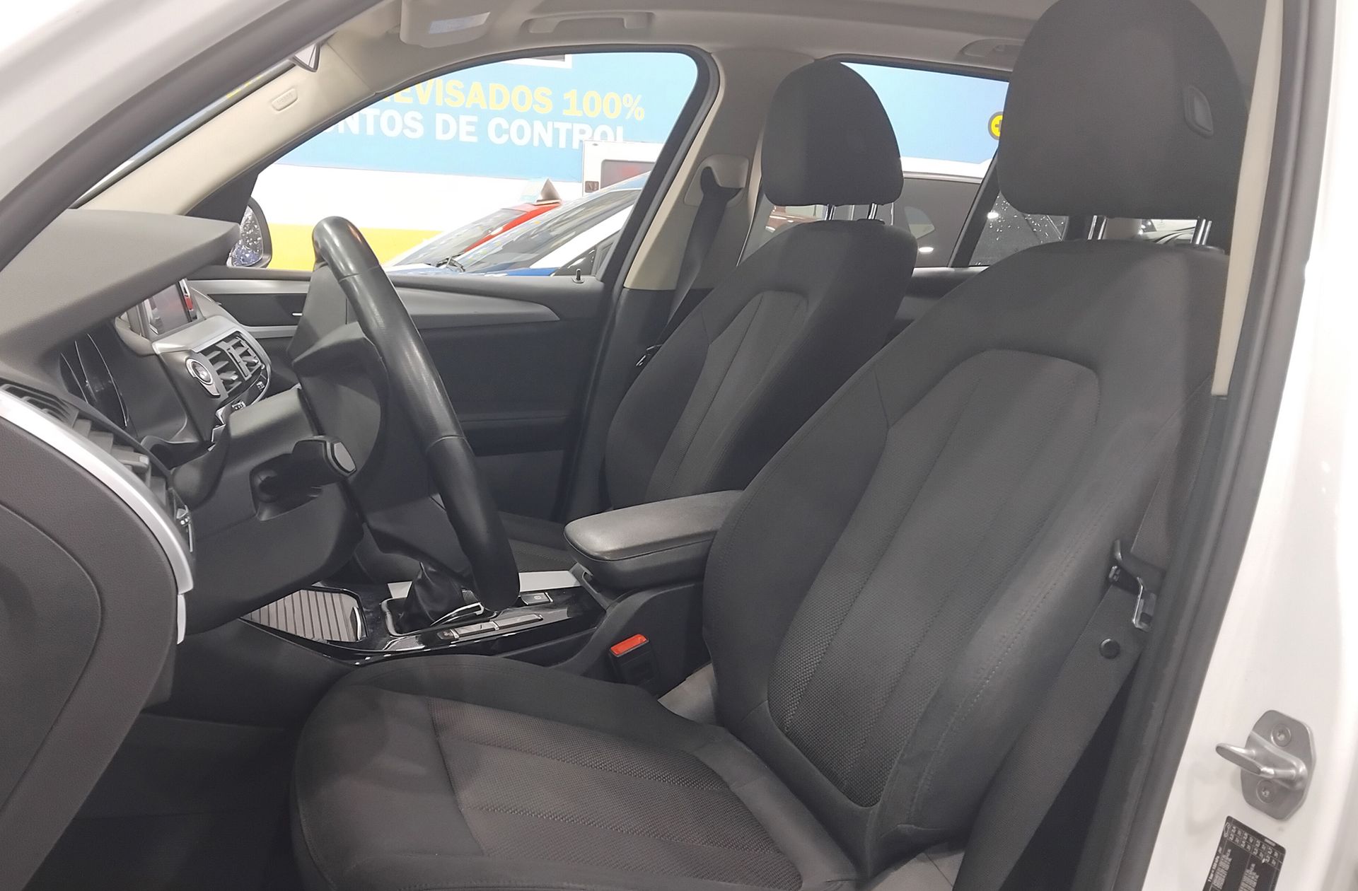 BMW X3 sDrive18d - foto 8