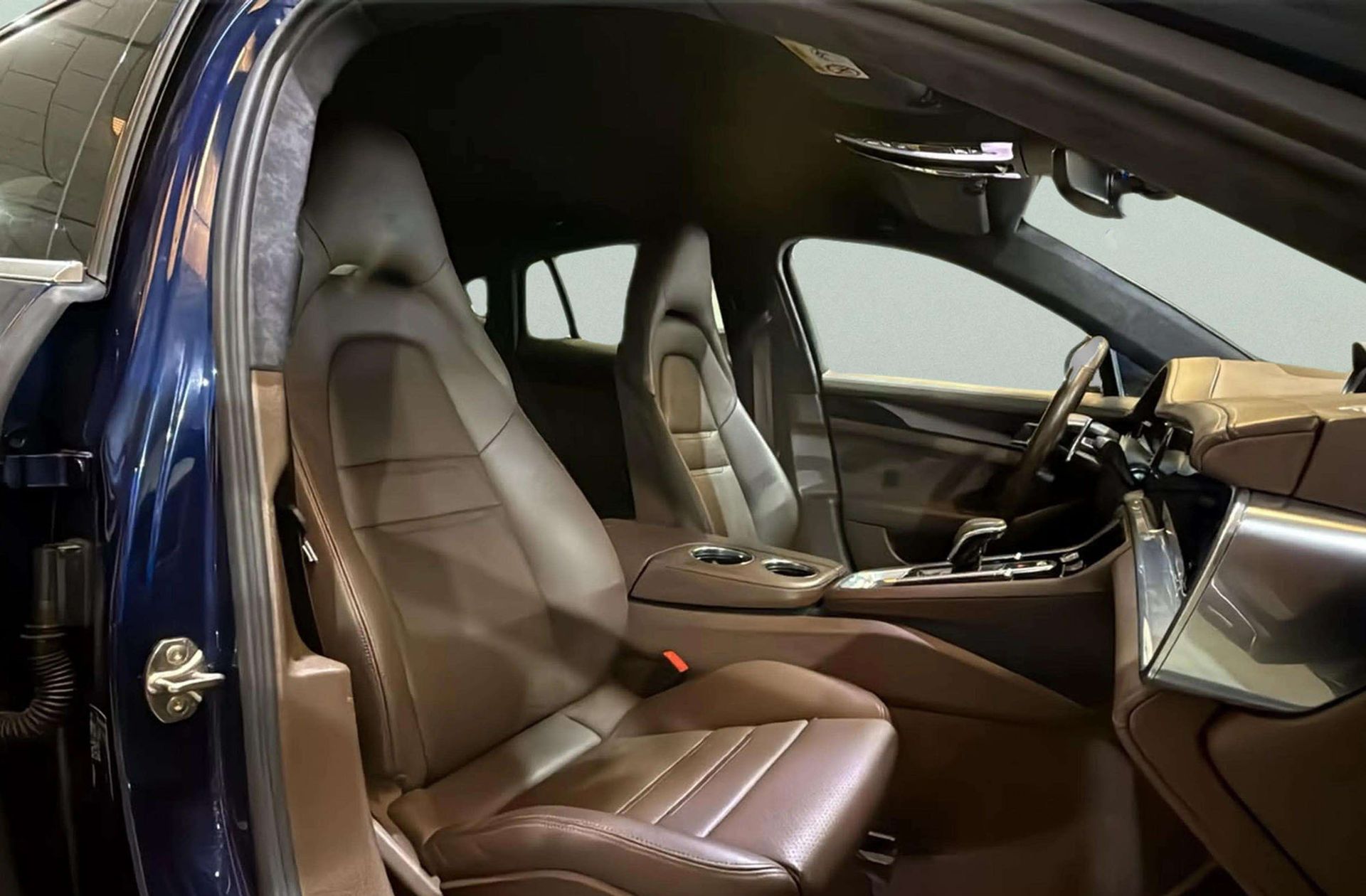 Porsche Panamera 4S E-Hybrid - foto 28