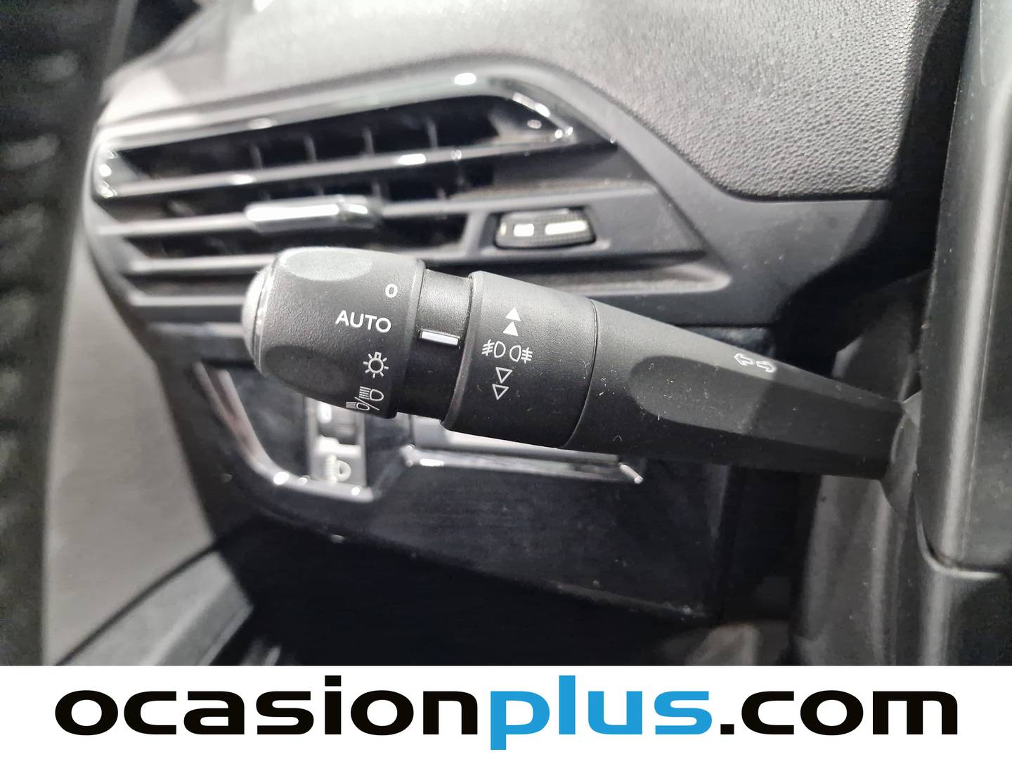 Extras y acabados del Citroën C4 Picasso Citroen C4 Picasso BlueHDi 120 S&S Live (120 CV)