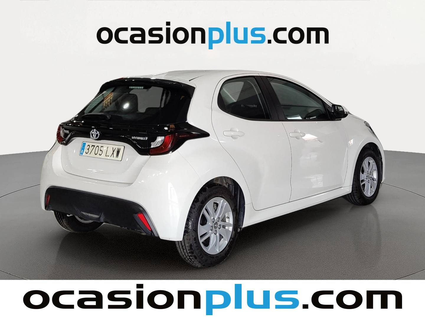 Foto trasera Toyota Yaris Toyota Yaris 120H Business Plus (116 CV) derecha