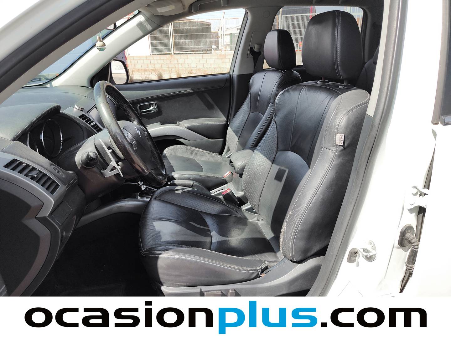 Foto asientos traseros Citroën C-Crosser Citroën C-Crosser 2.2 HDI Exclusive DCS (156 CV) 7 Plazas