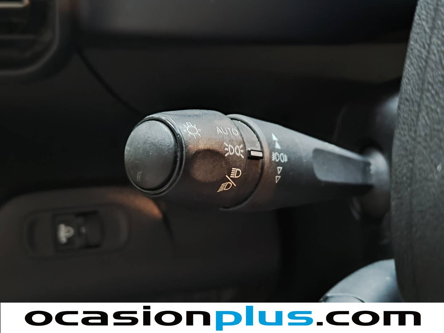 Foto Peugeot Rifter Peugeot Rifter BlueHDi 130 S&S Allure Business Standard (130 CV)