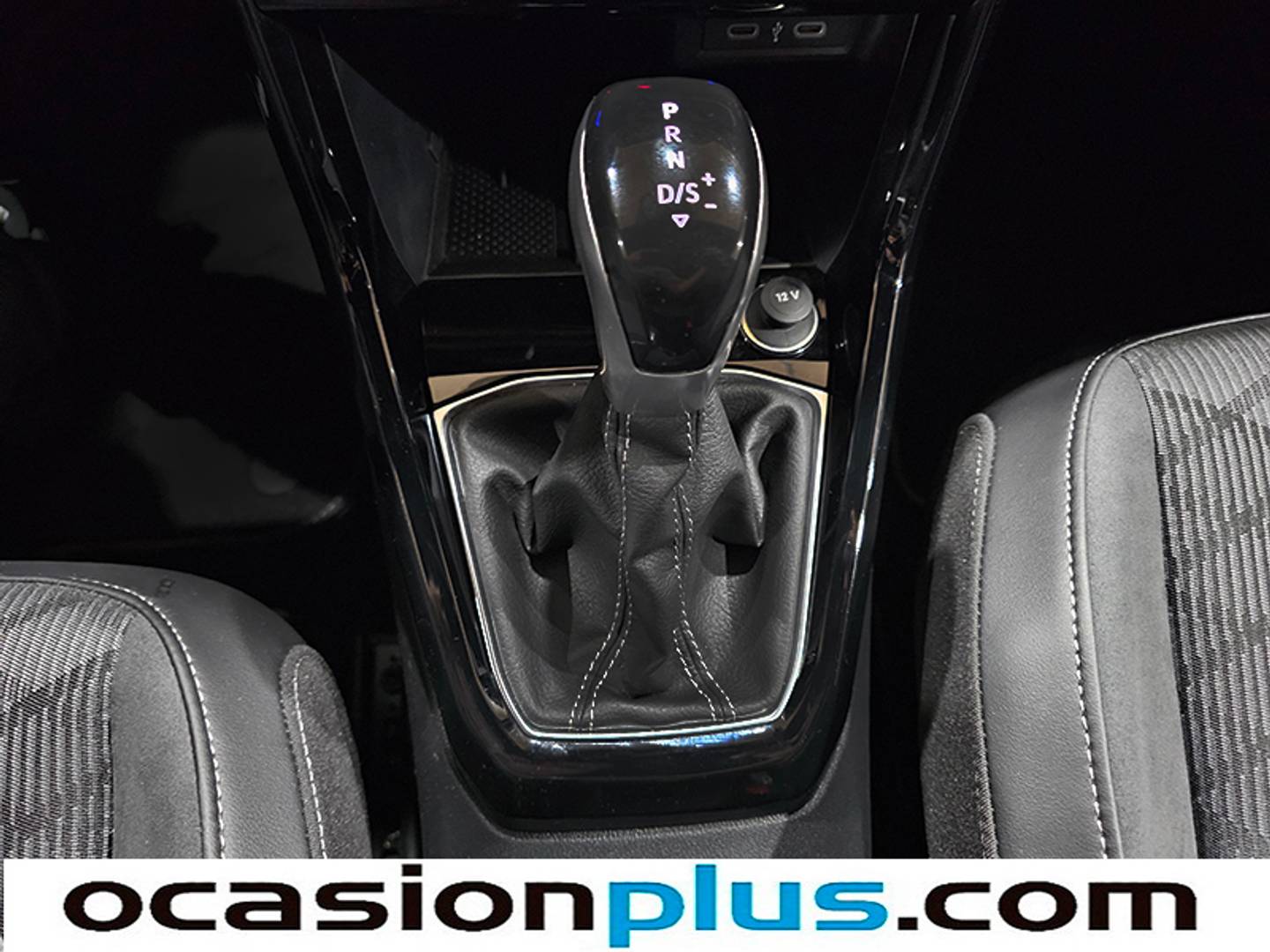 Foto Volkswagen T-Cross Volkswagen T-Cross R-Line 1.0 TSI (116 CV) DSG