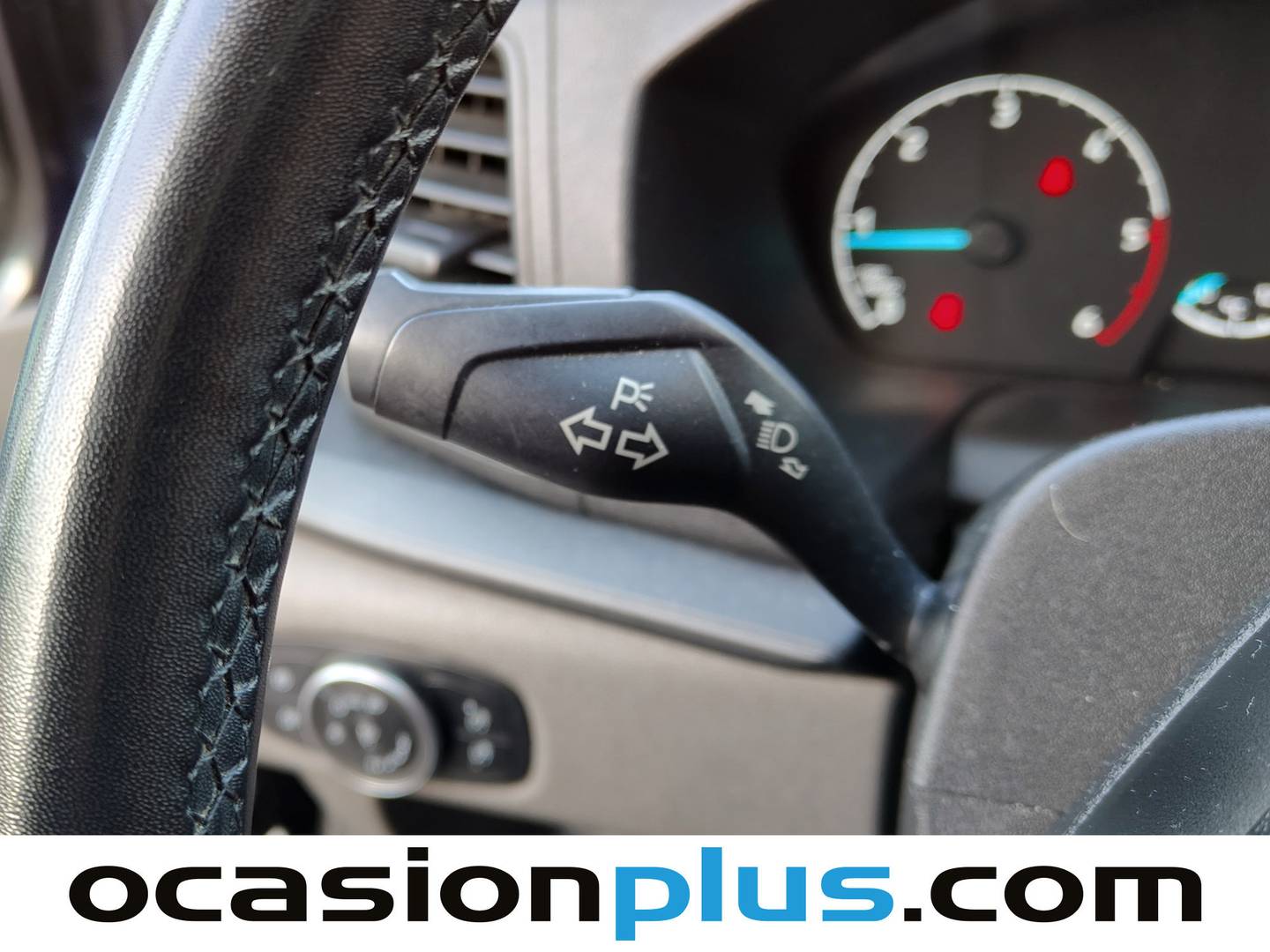 Foto Ford Transit Custom Ford Transit Custom Kombi 2.0 TDCI 320 L1 Trend (130 CV) 9 Plazas