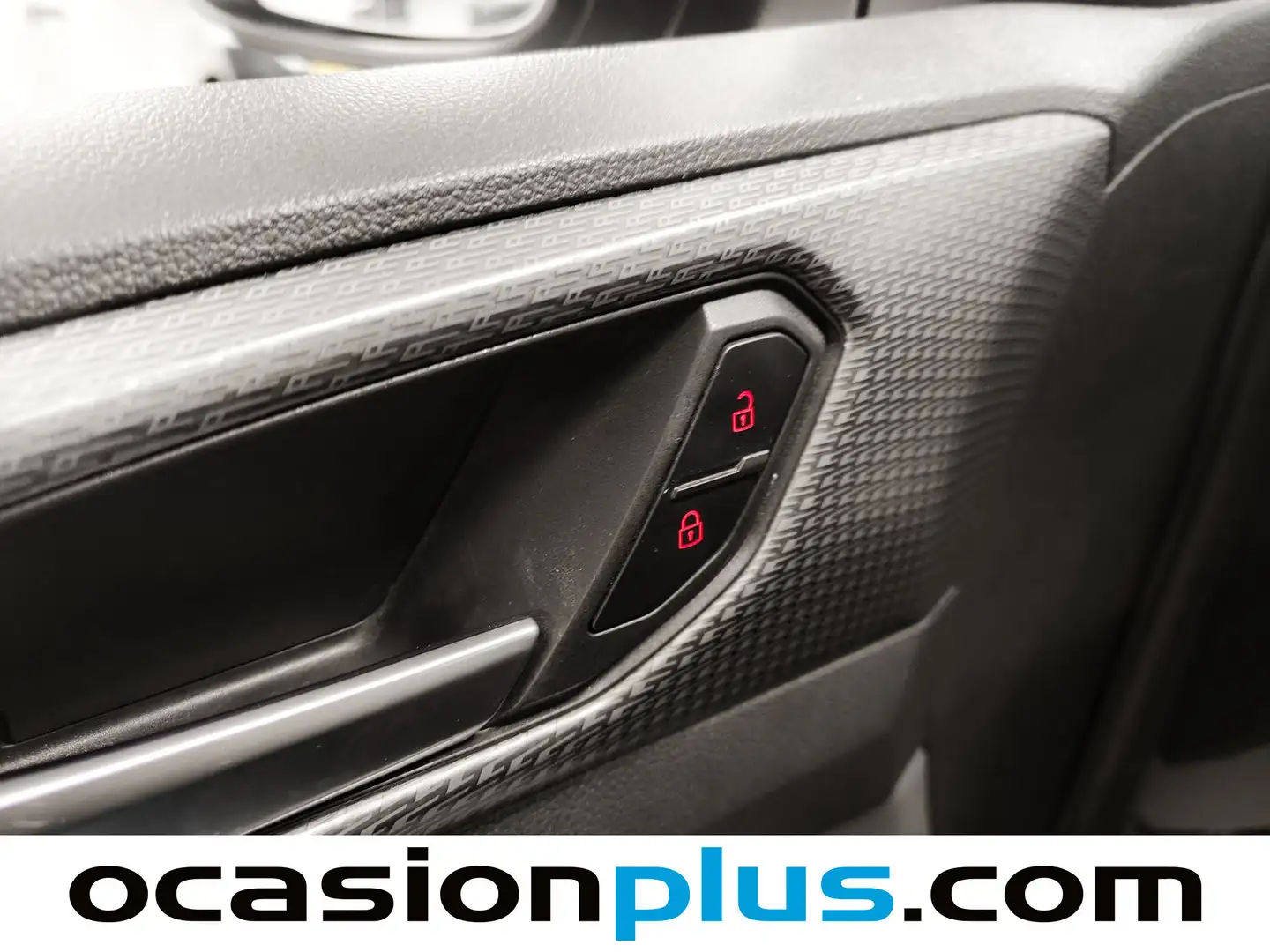 Foto Volkswagen T-Cross Volkswagen T-Cross Sport 1.0 TSI (115 CV)