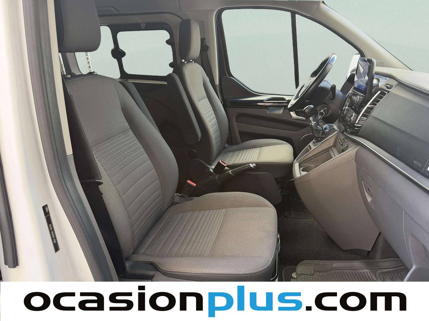 Ford Tourneo Custom Ford Tourneo Custom 2.0 Ecoblue L1 Titanium (130 CV) 8 plazas de segunda mano
