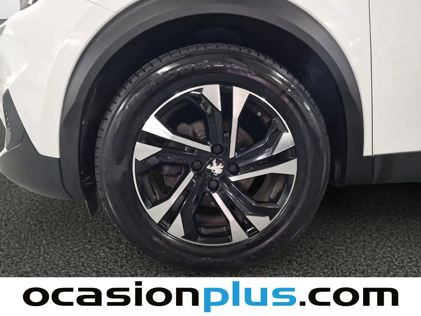 Foto Peugeot 2008 Peugeot 2008 BlueHDi 110 Allure (110 CV)