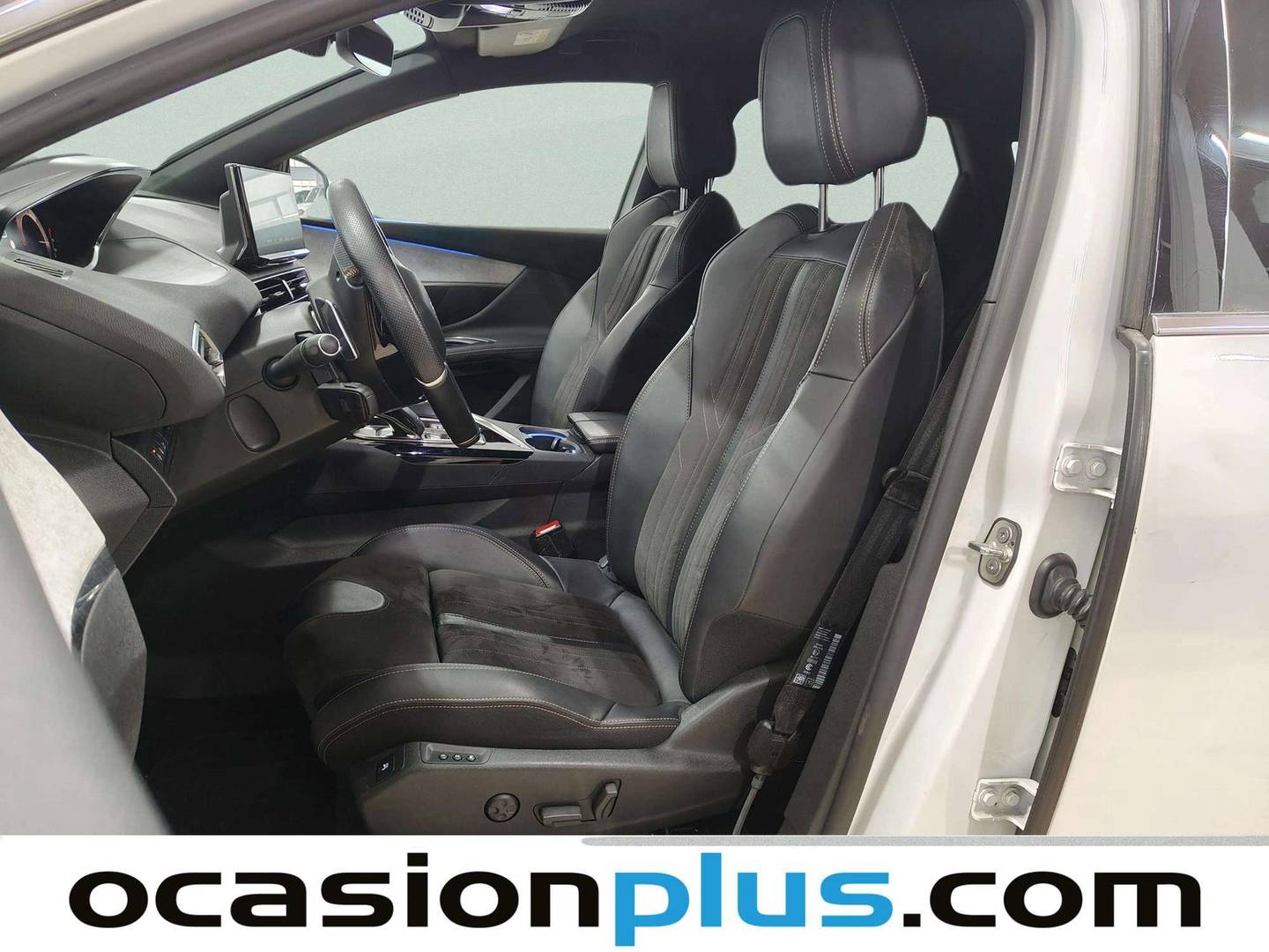 Foto asientos delanteros Peugeot 3008 Peugeot 3008 BlueHDi 130 S&S GT Pack EAT8 (130 CV)