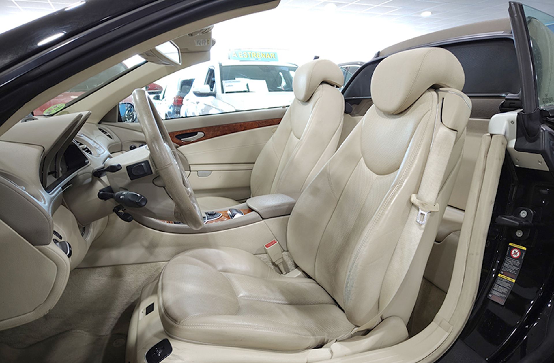 Mercedes-Benz SL 500 - foto 12