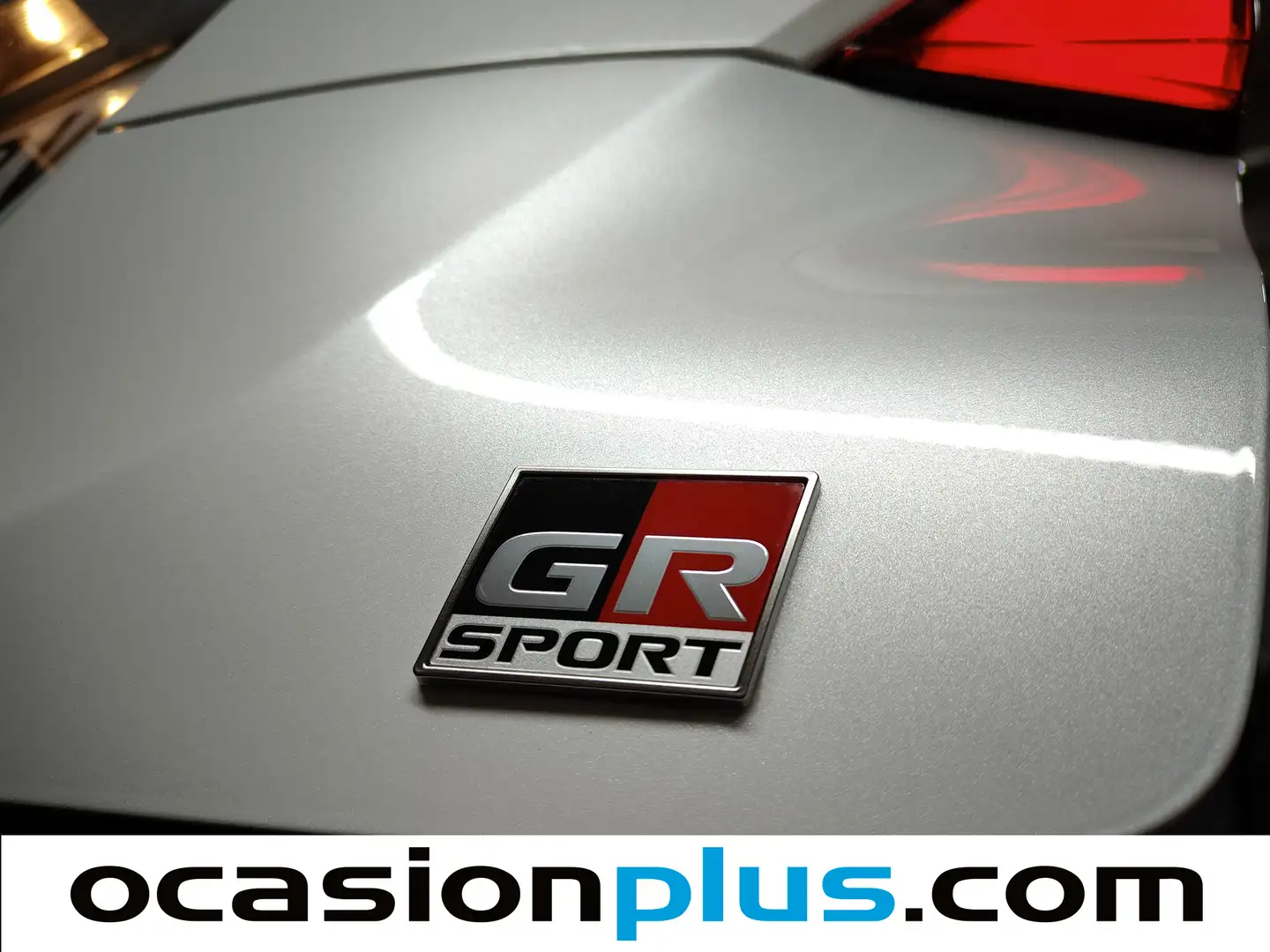 Foto Toyota C-HR Toyota C-HR 180H GR Sport (184 CV)