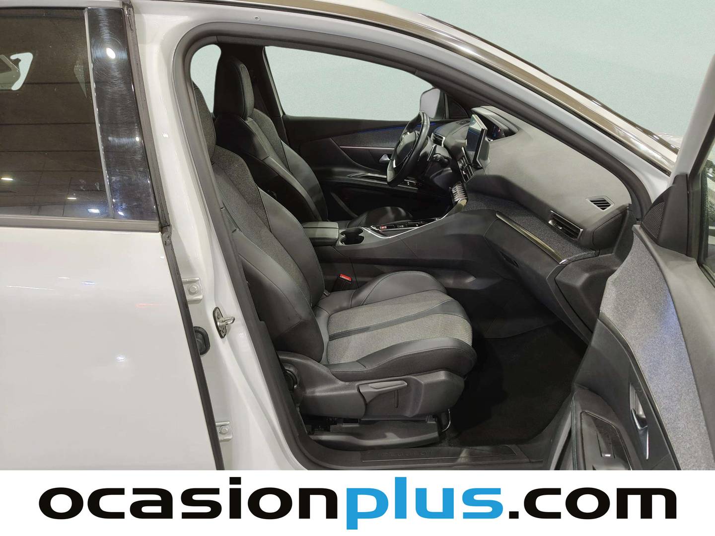 Foto Peugeot 3008 Hybrid Peugeot 3008 Hybrid 300 Allure Pack e-EAT8  (300 CV)