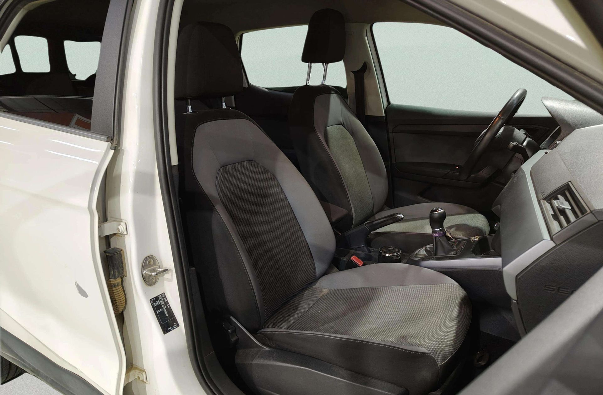 SEAT Arona 1.0 TSI Ecomotive Style - foto 17