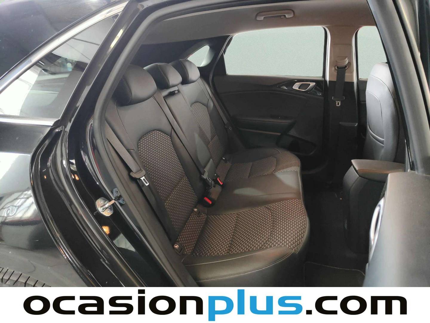 KIA Ceed KIA Ceed 1.5 MHEV Tech DCT (160 CV) barato
