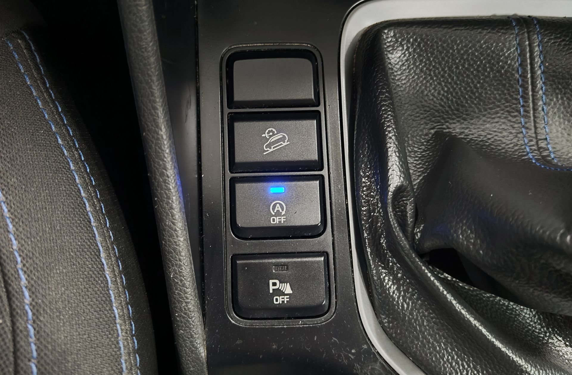 Hyundai Tucson 1.6 GDI BlueDrive Essence 4x2 - foto 7